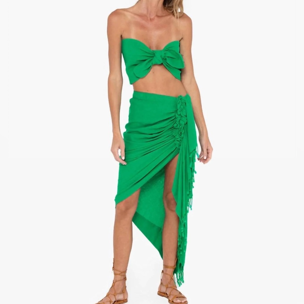 SET- Just BEE Queen Emerald Tulum Skirt & Bustier Top 💚
